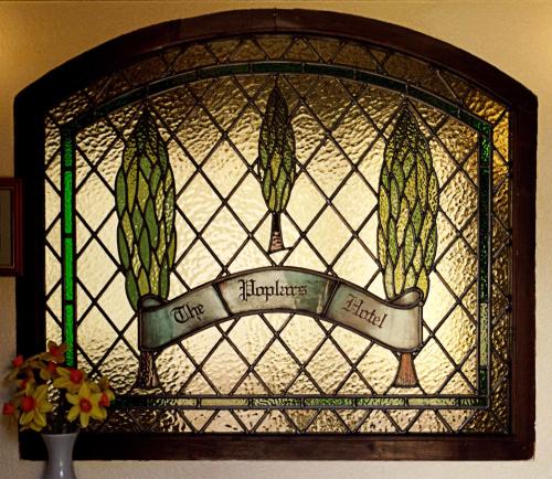 The Poplars Hotel - image 7