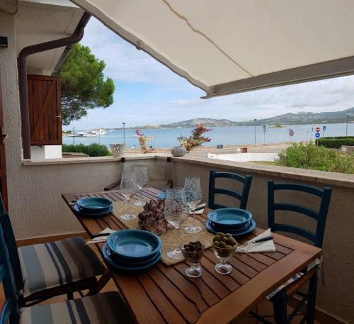 GuestHost - Amazing Sea View Apartment with Terrace - Tanca Manna