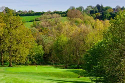 Delta Hotels by Marriott Tudor Park Country Club