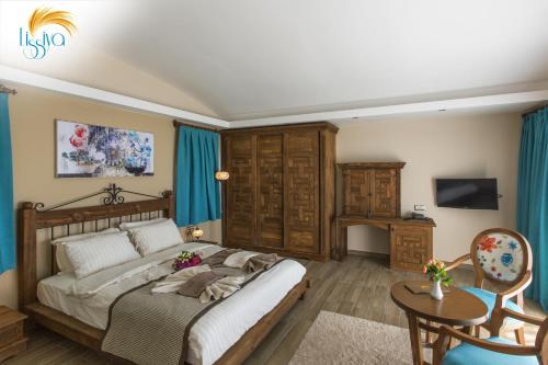 Lissiya Hotel Lissiya Hotel is conveniently located in the popular Uzunyurt area. Both business travelers and tourists can enjoy the hotels facilities and services. All the necessary facilities, including room ser