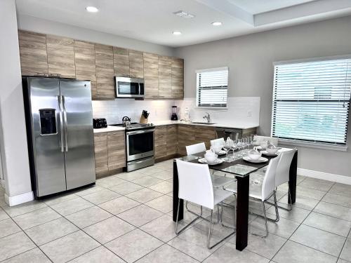 Balmoral Resort-128AA home in Haines City, USA
