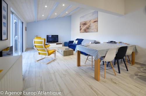 Agence Europ Atlantique - La Palmyre - Belle Villa Trémière Rénovée à neuf avec Patio 4 pièces 6 personnes