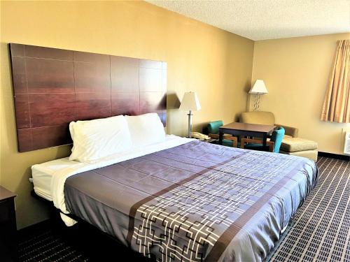 Designer Inn and Suites