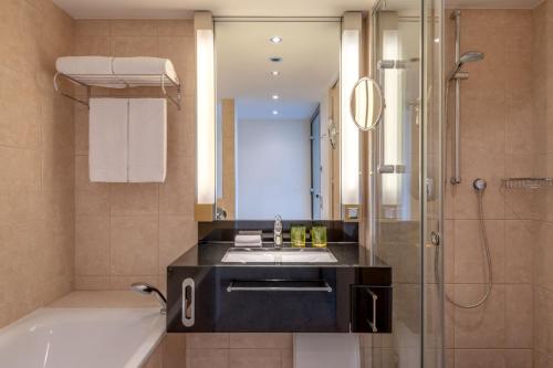 Sheraton München Arabellapark Hotel - image 10