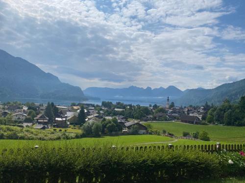  Garten Apartment Diwoky in 5340 Sankt Gilgen