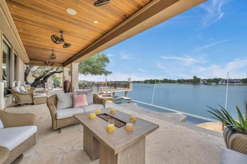 The Villa on Matern New Listing in Horseshoe Bay (TX)