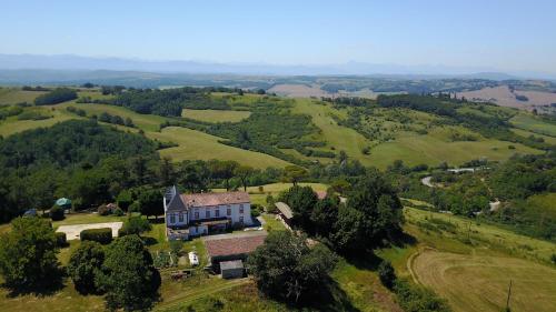 Pourgues - Accommodation - Le Fossat