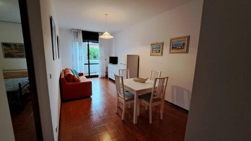 One-Bedroom House image 1