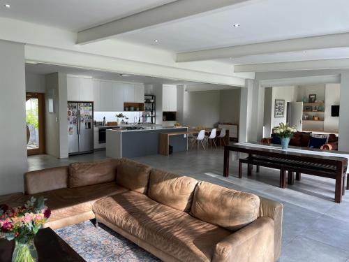 Family home in Stellenbosch Winelands
