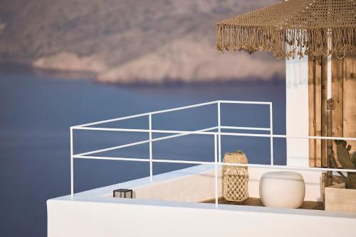 Niove Suites Milos