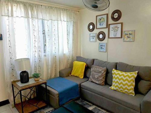 B&B Mabalacat - CHEAPEST/ ENTIRE HOUSE W/ EVERYTHING YOU NEED :) - Bed and Breakfast Mabalacat