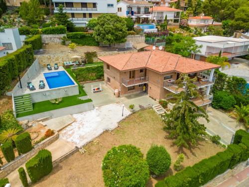 Villa Santa Cristina Lux, Ideal Familias, frente al Mar - Cala Treumal