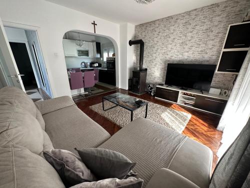 Danijel Apartmans 3