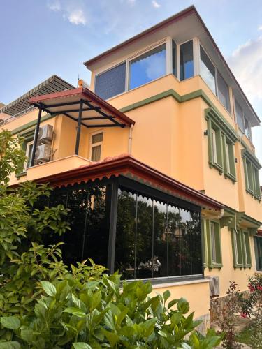 ViLLA CLUB KONAK 10