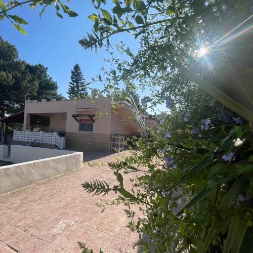  Villa Teresa, viale dei Fornai n 10 in Leporano