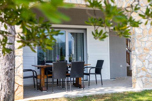 Holiday Home image 3