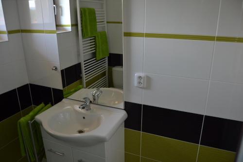 Penzion Bez Modrého Páva - image 10