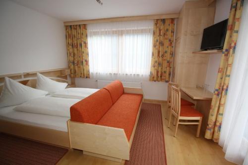 Hotel Garni Haus Anita - image 13
