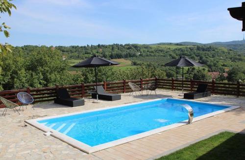 Vila Koral Sremska Kamenica