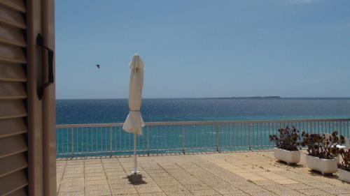 Two-Bedroom Apartment with Sea View (4-6 Adults) image 9