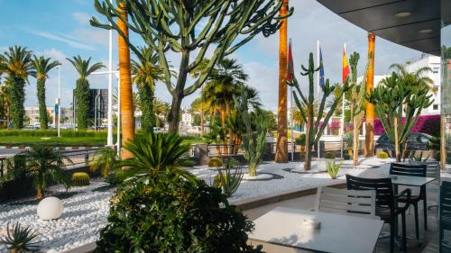 MIRANDA HOTEL - Tanger - image 4