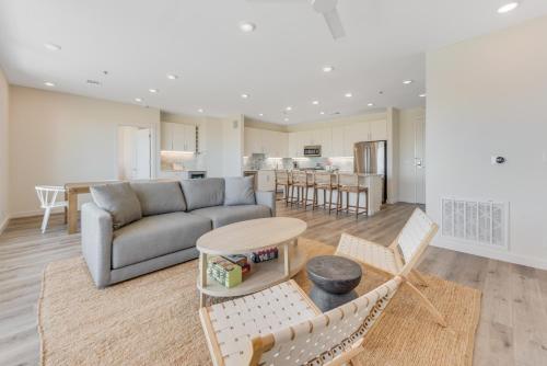 Splendid Condo, Stunning Views, 3BD, 2BA, Sleeps 8, Water View in Port Aransas, USA