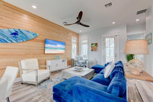 SBS705 The Blue Flamingo at Sunflower Beach in Port Aransas, USA