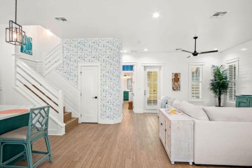 Perfect vacation home, upscale finishes, close to beach in Port Aransas, USA