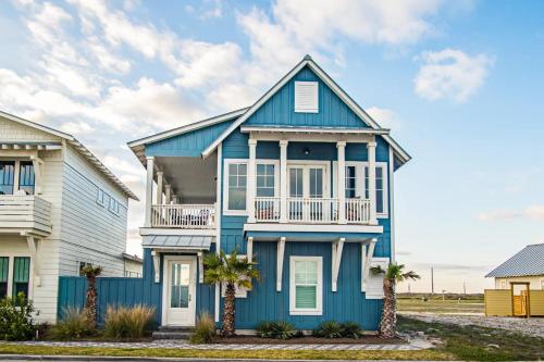 SBS713 Blue Casa Su Casa 2 Shared pools, Boardwalk to the beach in Port Aransas, USA