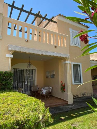 NOVO SANCTI PETRI - CASA CON ENCANTO - image 2