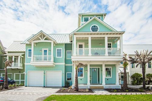 Spacious new home w great view, 2 kitchens in Port Aransas, USA