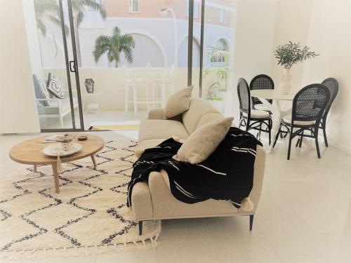 Nissaki@Terrigal - Luxury Studio Apartment, Terrigal