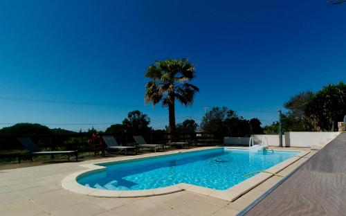 Bas de villa vue mer & piscine