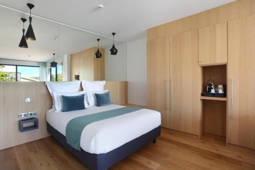 1 queen bed
