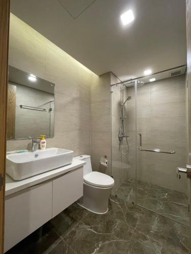 Two-Bedroom Apartment image 7