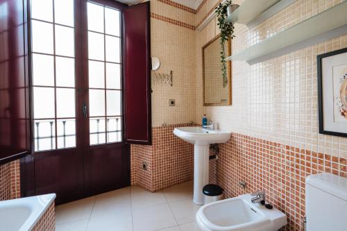 HomeySeville-Amazing Penthouse Giralda Views 8 pax, Parking Optional, Sevilla (Foto 10)