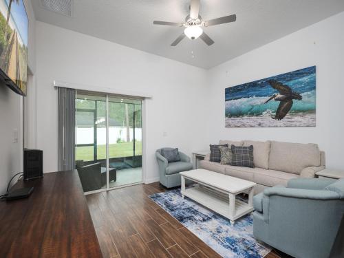 Breezy Villa Breezy Villa