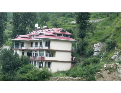 Pine wood resort & restaurant, Uttarkashi