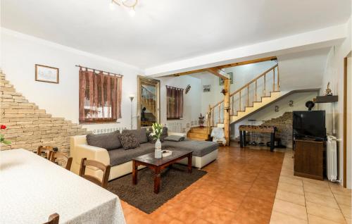 4 Bedroom Gorgeous Home In Vrata