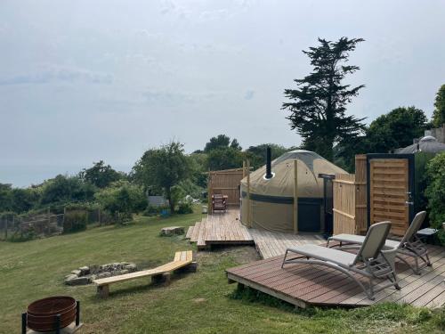 Garden, Puckaster Cove Garden Yurt in Chale
