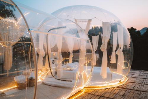 The Three Bubble Houses