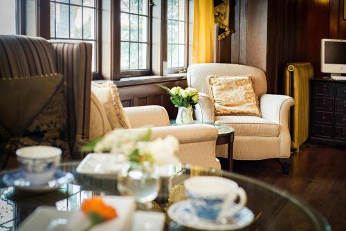 The Craigmyle Inn in Victoria, Canada