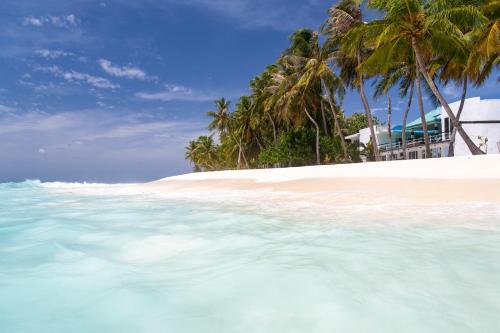 . Dhonfulhafi Beach View