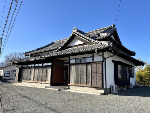 . Mitsuba House, Isobe Onsen villa near Karuizawa