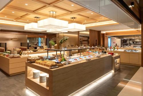 Restaurant, Sheraton Taoyuan Hotel near Xin Wu Green Tunnel