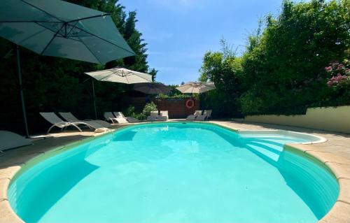 Le Petit Prince à Sarlat - Parking privé - piscine chauffée - espace bien-être Jacuzzi et massages - Chambre d'hôtes - Sarlat-la-Canéda