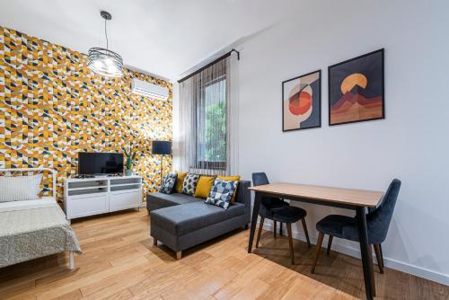 Studio Apartment room in VERTIGO Modern Studio-Free private parking-Fast Wi-Fi