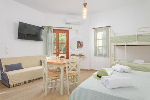 Lemon Tree Apartments Samos