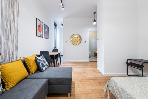 Studio Apartment image 7