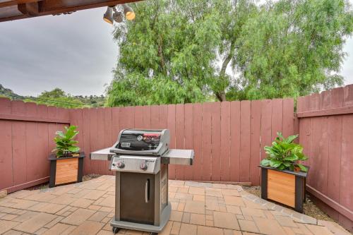 Inviting Poway Studio with Patio and Gas Grill!